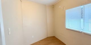 2010 22ND STREET S Gallery 23