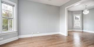 4326 N Avers Avenue Gallery 14