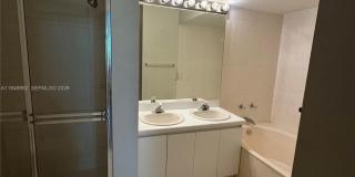 549 Racquet Club Road 32, Weston, FL 33326 Gallery 14