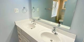 Charming 1BR with 1.5 Baths and Bonus Basement Room in the Heart of Ridgley’s Delight Gallery 13