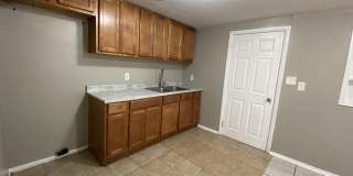 1244 W 27TH Street Gallery 11