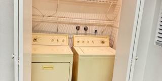 2 bedroom townhome in Phoenix Gallery 19
