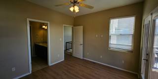 2 bedroom 2.5 bath Gallery 31