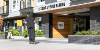 Hyde Square Gallery 41