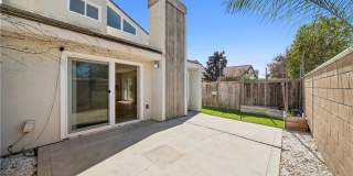 2524 Elden Avenue Gallery 20