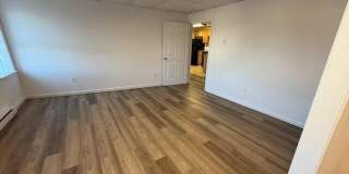 1102 Jackson Street Gallery 5