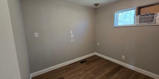 490 S AVERETT W unit: 1 Gallery 7