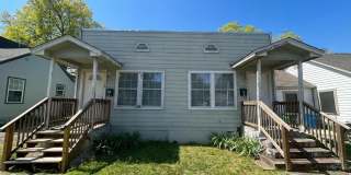 **APPLICATION RECEIVED** **MOVE IN SPECIAL** Charming Highland Park Duplex — Cozy City Living in the Heart of San Antonio Gallery 3
