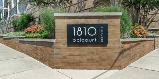 1810 Belcourt Gallery 51