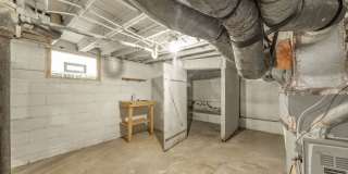 4326 Crittenden Avenue Gallery 15