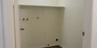 Larkspur Village Apartments Gallery 18