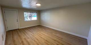 Single Level Duplex Just off Wilson Single Level Duplex Just off Wilson Gallery 1