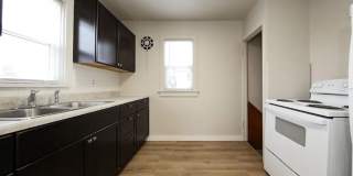 Charming 3 BD Home Across from Emerson Park – Move-In Ready! Gallery 8