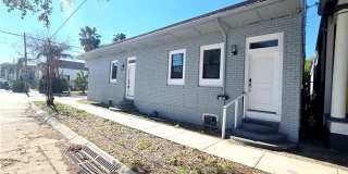 2102 JOSEPHINE Street Gallery 1