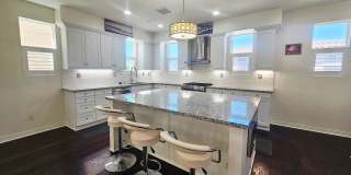 Gorgeous Stand Alone Town Home / Rolling Hills Golf Club is your Back Yard Gallery 29