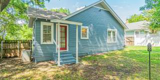 Beautifully remodeled campus home! Gallery 30