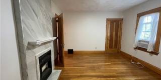 2235 Montclair Avenue Gallery 17