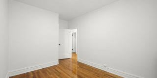 1704 W 77th St Gallery 27