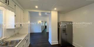 329 South Clay Street - Lower Gallery 5