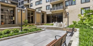 Cole Spring Plaza Apartments Gallery 11