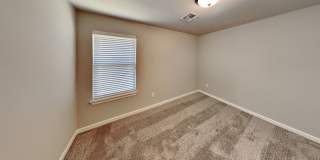 Beautiful 4 Bedroom 2 Bathroom Corner Lot Home in Yukon Schools Gallery 16
