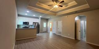 Elegant Home in Seguin! Gallery 3