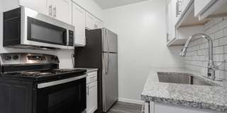 Crossroads Landing East Gallery 1