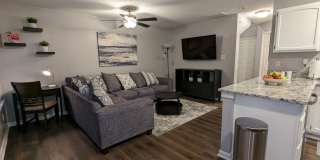 MOVE IN REDAY-ALL UTILITIES INCLUDED Gallery 1