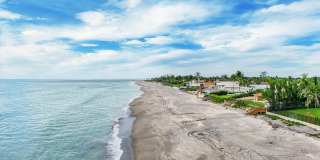 225 Beach Road Gallery 17