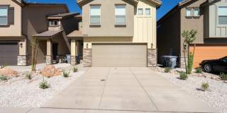 4-Bedroom Stand-Alone Home with Fenced Patio Gallery 1