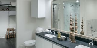 Stanza Little Italy Gallery 42