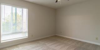 Courtyard Apartments Gallery 18