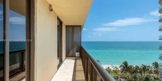 16275 Collins Avenue Gallery 2