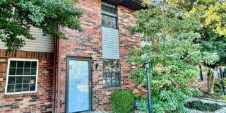 550 Darby Creek Rd – Modern 2 Bed, 1.5 Bath Condo in Prime Lexington Location! Gallery 1