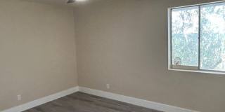 726 E 3rd Avenue Gallery 10