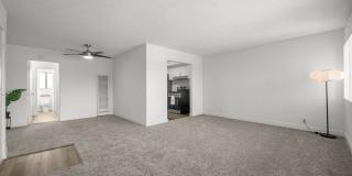 Sunset Square Gallery 20