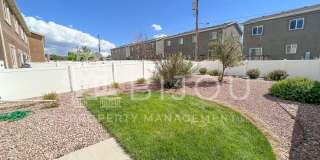 Large, Well-Maintained Duplex Gallery 21