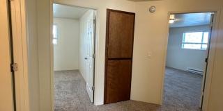 (526) Halpert Duplexes - 4 Bedroom / 2 Bathroom Gallery 9