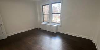 158 E 37th St Gallery 5