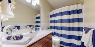 River 10 Apartments Gallery 24