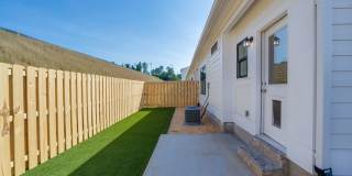 1 Bedroom home with Garage! Gallery 22