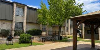 Vintage at Oak Hill Gallery 154