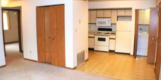 464 Peterson Street Gallery 4