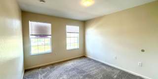 3 Bedroom, 2.5 Bathroom 2-Story Townhouse in Gated Community - Kissimmee Gallery 14