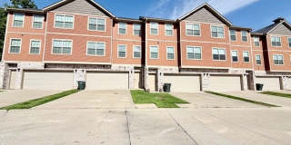 287 S Breakwater Lane Gallery 1