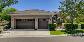 Single Story in Country Club Hills! Gallery 1