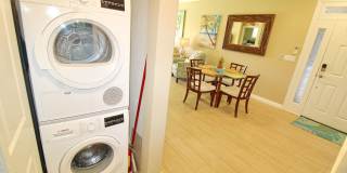Beach Style 2 bed/2bath Luxury Condo - Finely Furnished - Steps from the Beach - Resort Amenities - Gallery 11