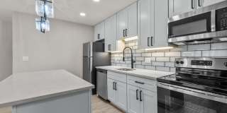 449 W Jefferson Gallery 11