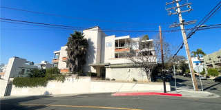 2575 E 19th Street Gallery 11