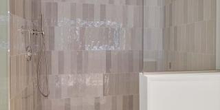 Rates Vary: $12,495 - $24,995 Gallery 17